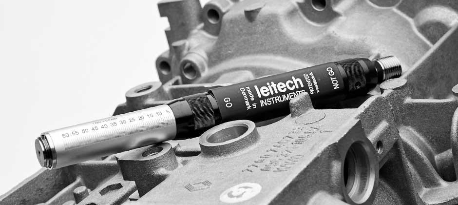 Leitech, combigauge on engine block